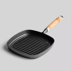 Grill Pan with wooden handle